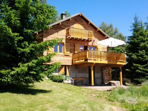 Ax-les-Thermes Chalet De Esquí | Chalet chaleureux à Ax-les-Thermes avec vue sur la montagne