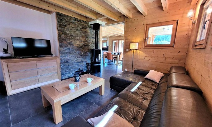 Les Gets Chalet De Esquí | Chalet chaleureux 4* aux Gets, 3 niveaux, 6 pers., terrasse, poêle à bois, wifi - FR-1-598-10