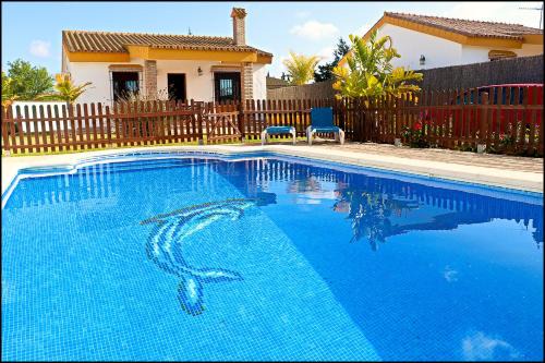 Conil de la Frontera Chalet De Esquí | Chalet con piscina privada