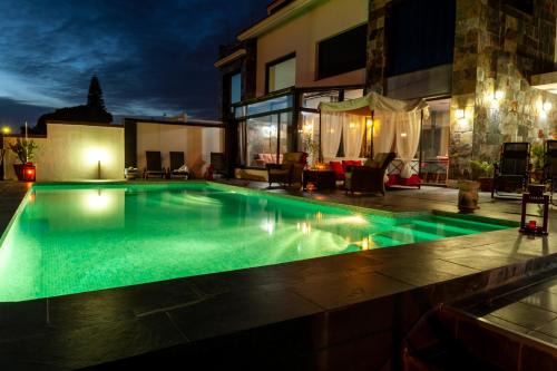 Palos de la Frontera Casa | CHALET CON PISCINA PRIVADA EN MAZAGÓN