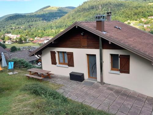 Le Menil Casa | Chalet confortable dans les Vosges - 2 gîtes indépendants - FR-1-589-838