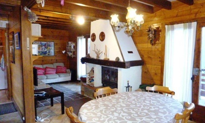Arette Chalet De Esquí | Chalet cosy à Arette avec cheminée, terrasse, et tout confort pour 6 personnes - FR-1-602-80
