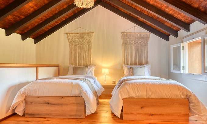 Ponta do Sol Chalet De Esquí | Chalet da Nogueira, a Home in Madeira