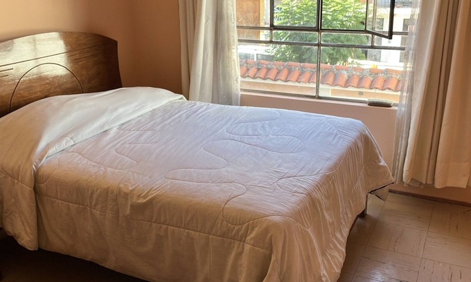 Ayacucho Chalet De Esquí | Chalet de 2 pisos ubicada en la mejor zona residencial de Ayacucho