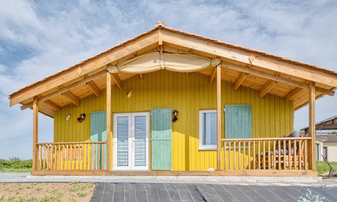 Thenac Chalet De Esquí | Chalet 'De Campagne En Dordogne' con terraza privada y jardín privado
