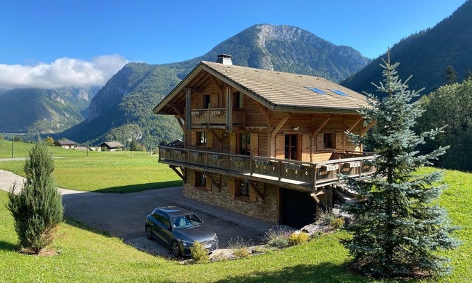 Bonnevaux Chalet De Esquí | Chalet de Charme au Milieu des Montagnes