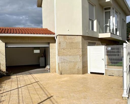 Aldan Casa | Chalet de obra nueva, completamente equipado