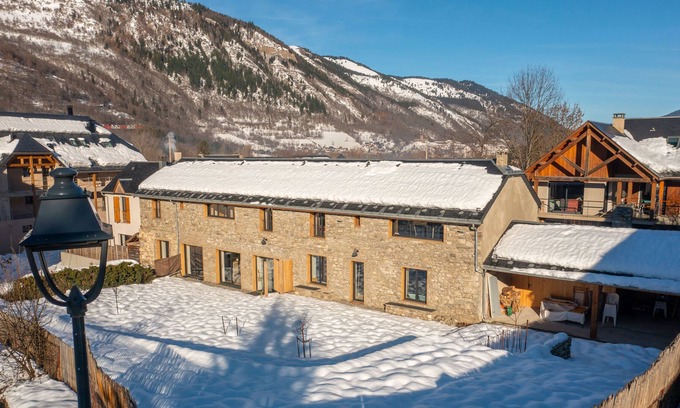 Peyragudes Chalet De Esquí | **** CASA DE INVITADOS AL PIE DE LAS PENDIENTES