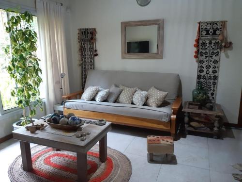 Valeria del Mar Casa | CHALET EN EL BOSQUE