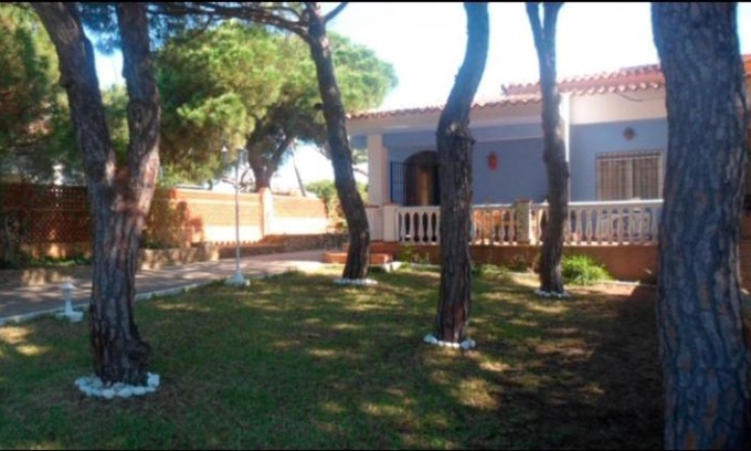 Mazagón Casa | Chalet en la playa con piscina privada en Mazagon "Casa de Ana"