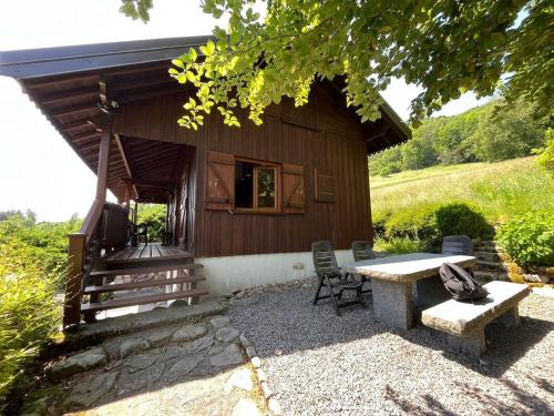 Bussang Chalet De Esquí | Chalet entier, vue panoramique, ruisseau et sauna.