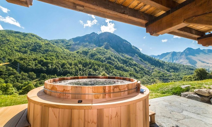 Saint-Marcel Chalet De Esquí | Chalet Flaner - Five Bedroom Chalet, Sleeps 12