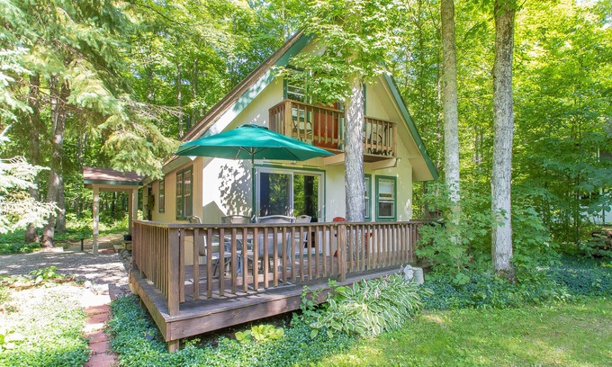 Boyne Falls Chalet De Esquí | Chalet para todas las estaciones-5 minutos en coche de Boyne Mountain Ski Resort