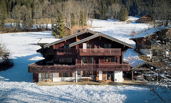 La Chapelle-d'Abondance Chalet De Esquí | Chalet Chavanette - spacious holiday home for 12 with spa - OVO Network