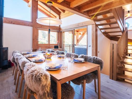 Saint-Martin-de-Belleville Chalet De Esquí | Chalet Landenoire · Ski-in/Ski-out · Sauna & Jacuzzi · Parking · WiFi · 8 Pers. - FR-1-344-777