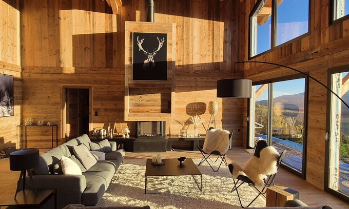 Les Angles Chalet De Esquí | Chalet 'G2' con vistas al lago, terraza privada y Wi-Fi