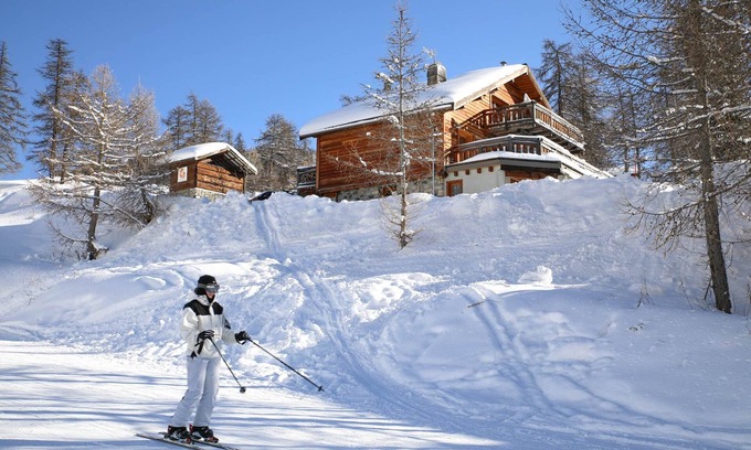 Montgenevre Chalet De Esquí | Chalet 22 pers. ski in / out. Ideal ubicacion. Grandes terrazas soleadas.