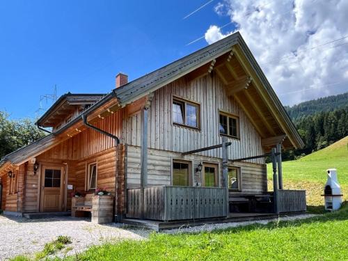 Mitterberg-Sankt Martin Chalet De Esquí | Chalet Grimmingblickhütte by Interhome