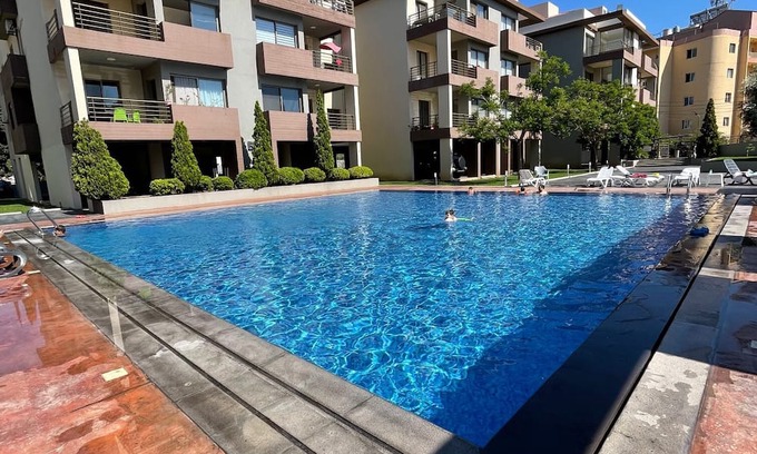 Mounsef Chalet De Esquí | Chalet in Batrouna Park Resort, Facing the Pool, Gazon,gym,generator IS Included