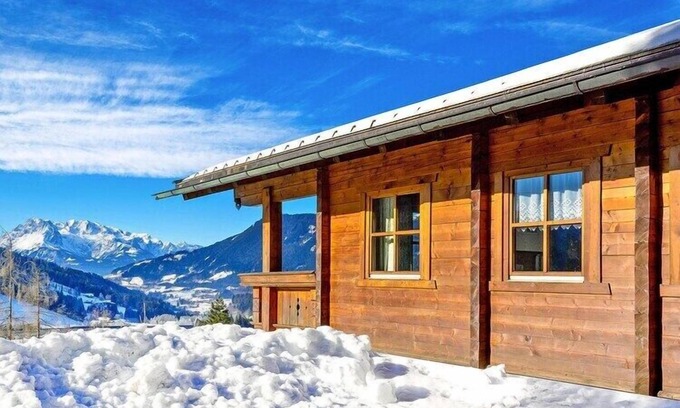 Eben im Pongau Casa | Chalet en Eben con vistas a la montaña