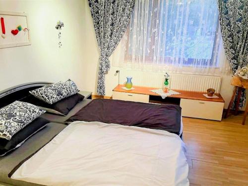 Weitensfeld Apartamento | Chalet in Flattnitz near Ski Slopes & Lakes