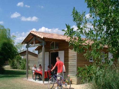 Castelmoron-sur-Lot Chalet De Esquí | Chalet in France with Garden Terrace