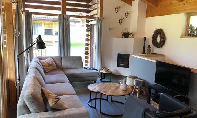 Wald im Pinzgau Chalet De Esquí | Chalet de lujo con piscina en königsleiten