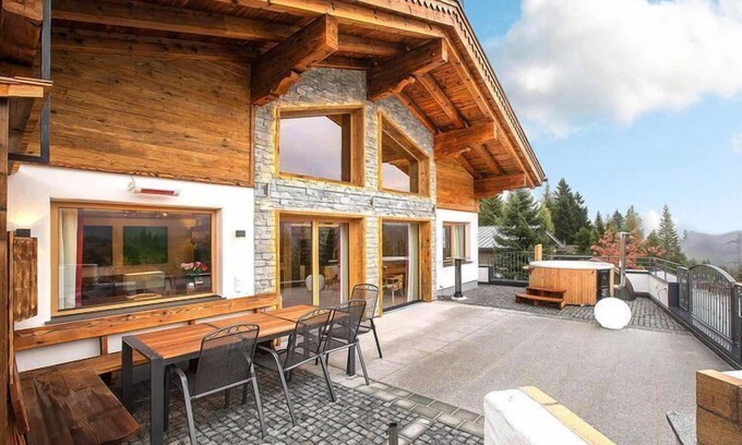 Konigsleiten Chalet De Esquí | Chalet en Königsleiten con Vistas y Spa