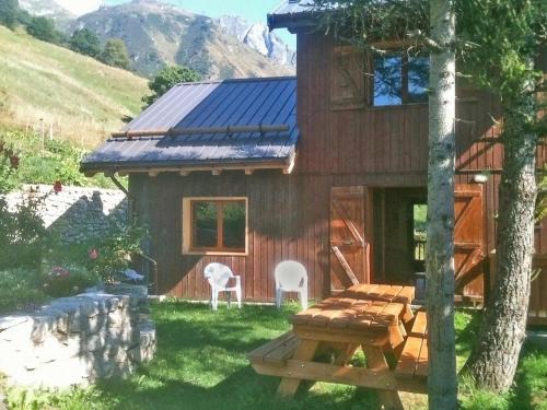 Celliers Chalet De Esquí | Chalet in La Léchère near Ski Lift
