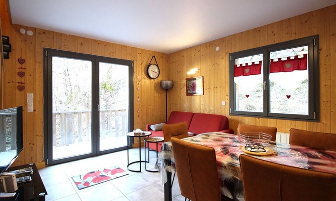 Mont-Dore Chalet De Esquí | Chalet en Mont-Dore, 8 pers, 3 hab, mascotas permitidas, parking, terraza, cerca del centro