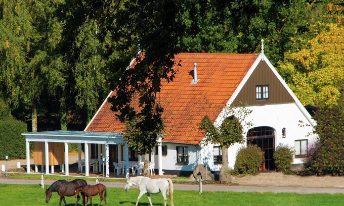 Ootmarsum Chalet De Esquí | Chalet en Overijssel con amplia terraza