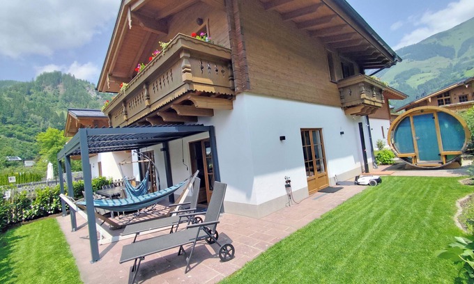 Rauris Chalet De Esquí | Chalet in Rauris with a sauna right by the lift