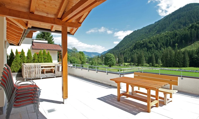 Saalbach-Hinterglemm Chalet De Esquí | Chalet in Saalbach Near Ski Lift & Sauna