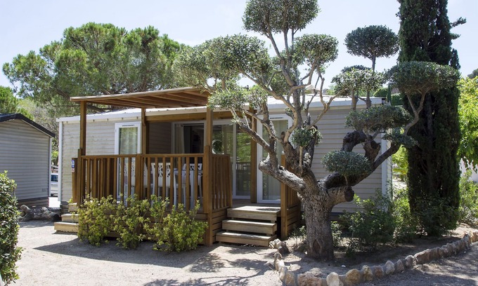 Tamarit Chalet De Esquí | Chalet en España junto al Mediterráneo