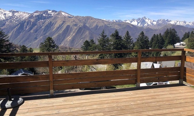 Ustou Chalet De Esquí | Chalet in the heart of the guzet neige resort with panoramic view