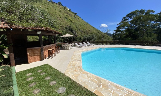 Itaipava Chalet De Esquí | Chalet in the mountains with beautiful pool