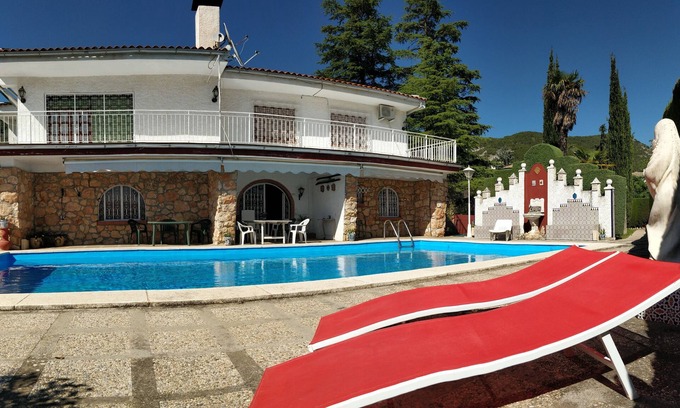 Padul Chalet De Esquí | Chalet en la montaña, entorno tranquilo, terraza con vistas y piscina