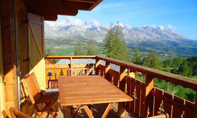 La Joue du Loup Chalet De Esquí | CHALET INDIVIDUAL complejo de Montaña La Joue du Loup Altos Alpes