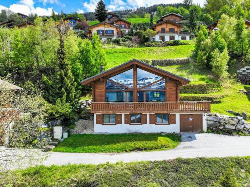 Saint-Pierre-de-Clages Chalet De Esquí | Chalet La Truffe-1 by Interhome