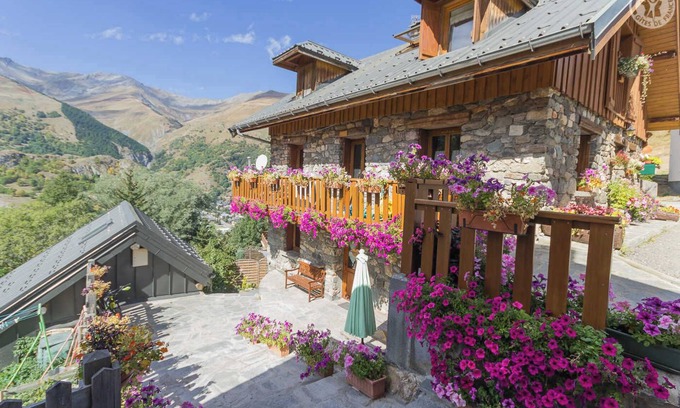 Valloire Casa | CHALET LE CHAMP D'EPILOBES