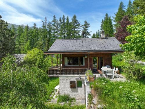 Zinal Chalet De Esquí | Chalet Lò Batcho by Interhome