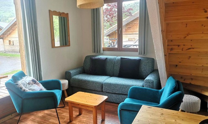 Saint-Etienne-en-Devoluy Chalet De Esquí | Chalet Mitoyen 3 Pièces 6 Pers. - Résidence Le Hameau du Puy - Piscine Chauffée, Proche Pistes - FR-1-504-642