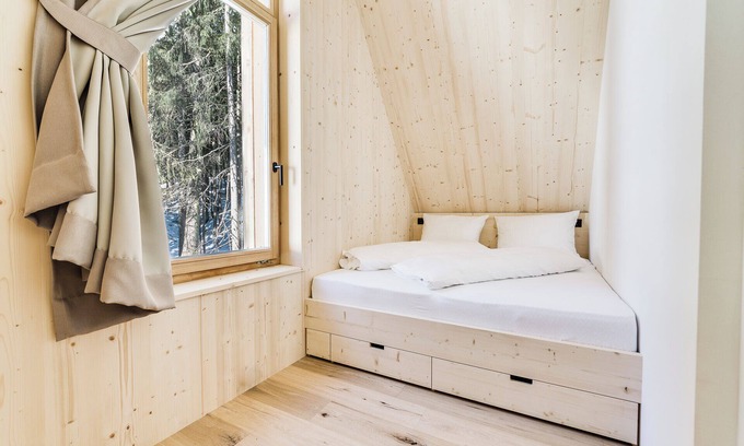 Maranza Chalet De Esquí | Chalet 'Mitteregge' con vistas a la montaña, jardín compartido y Wi-Fi