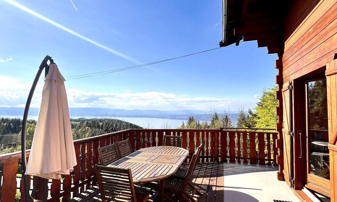 Thollon-les-Memises Chalet De Esquí | Chalet 'Mouflon - Vue Lac Imprenable' con terraza privada y balcón