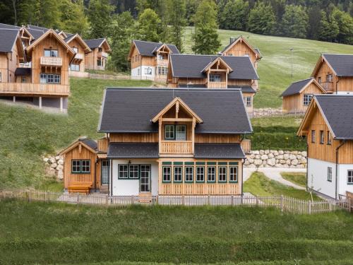 Grundlsee Casa | Chalet near Lake Grundlsee with Sauna