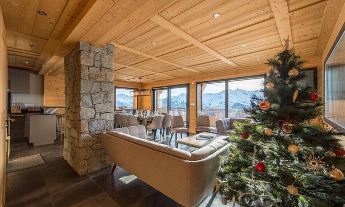 La Toussuire Chalet De Esquí | Chalet con jacuzzi y home theater