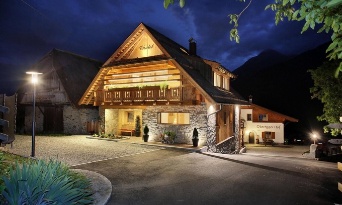Schenna Chalet De Esquí | Chalet Obereggerhof. Para familias numerosas y exigentes en las afueras de Schenna.