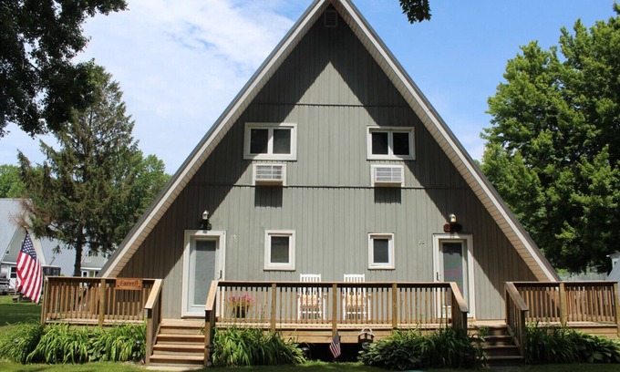 Stevensville Casa | Chalet on the Lake 79 w/ Beach Access, Pools, Sport Courts, Fishing Pond & more!