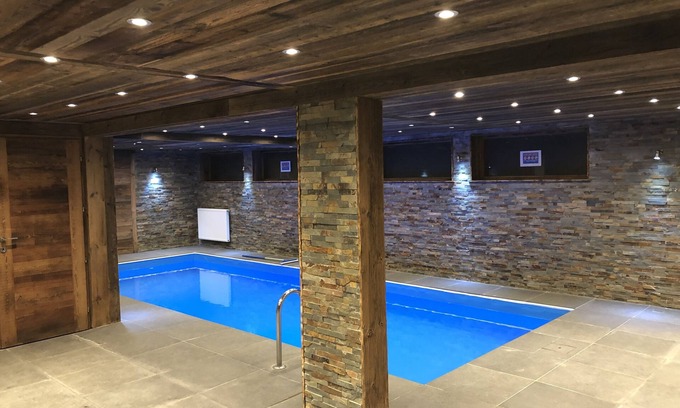 Crest-Voland Chalet De Esquí | CHALET en las pistas de un lado de SALIDA TELES. LA Logère, piscina, sauna, JACUZZI