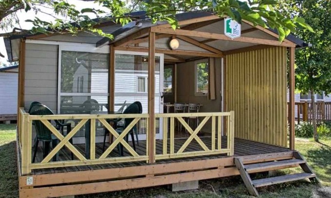 Hourtin Chalet De Esquí | Chalet - Piscine - ccaghdc